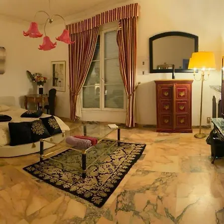 La Demeure D'iris Bougival