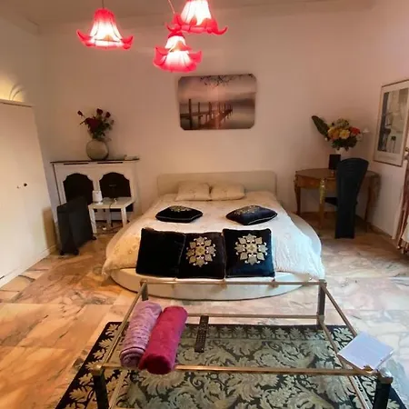 La Demeure D'iris Bougival