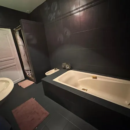 Bed & Breakfast La Demeure D'iris *